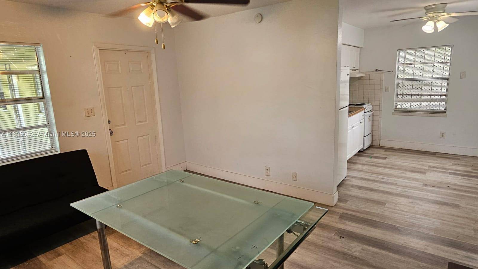 Hallandale Beach, FL 33009,808 NE 10th St #3