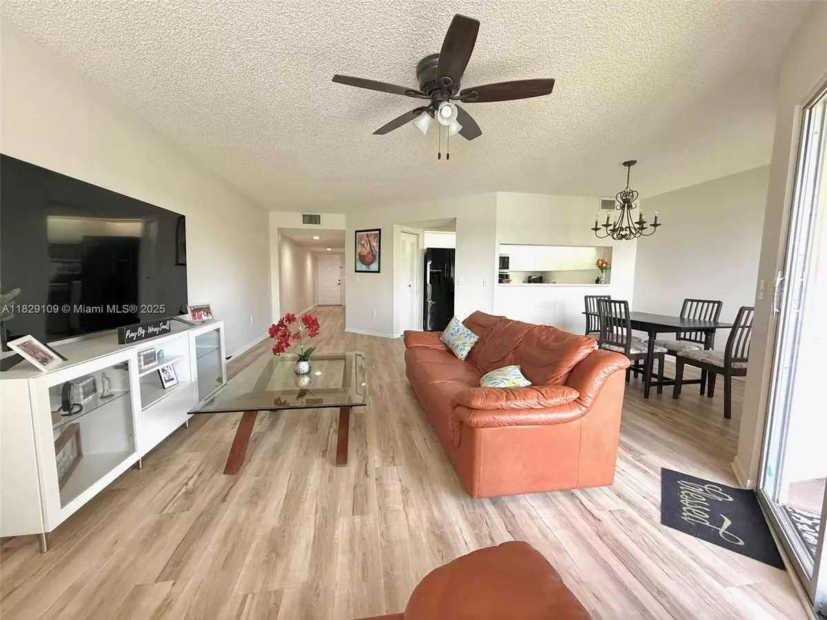 Pembroke Pines, FL 33027,1400 SW 137th Ave #411F