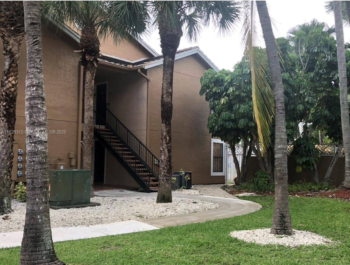 Miami, FL 33196,10670 SW 156th Pl #309