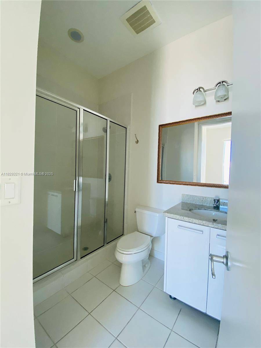 Miami, FL 33130,185 SW 7th St #4311