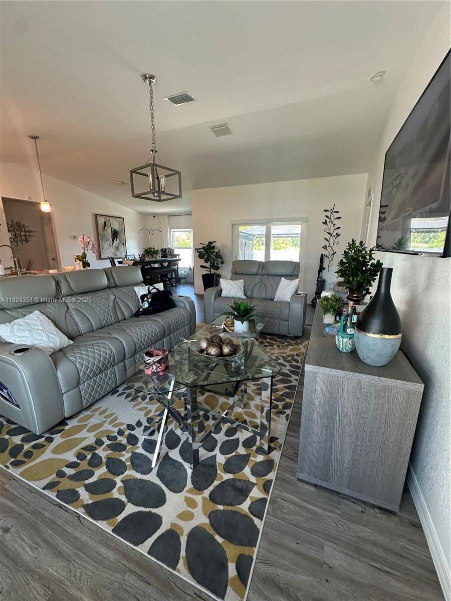 La Belle, FL 33935,5003 Moon Ln