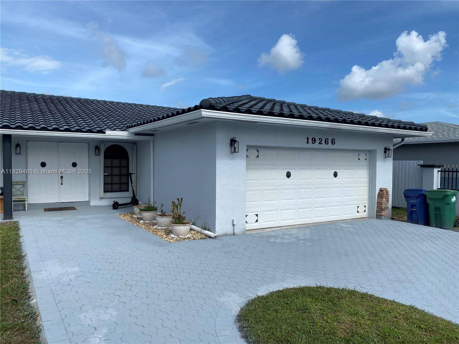 Miami Gardens, FL 33056,19266 NW 18th Ave
