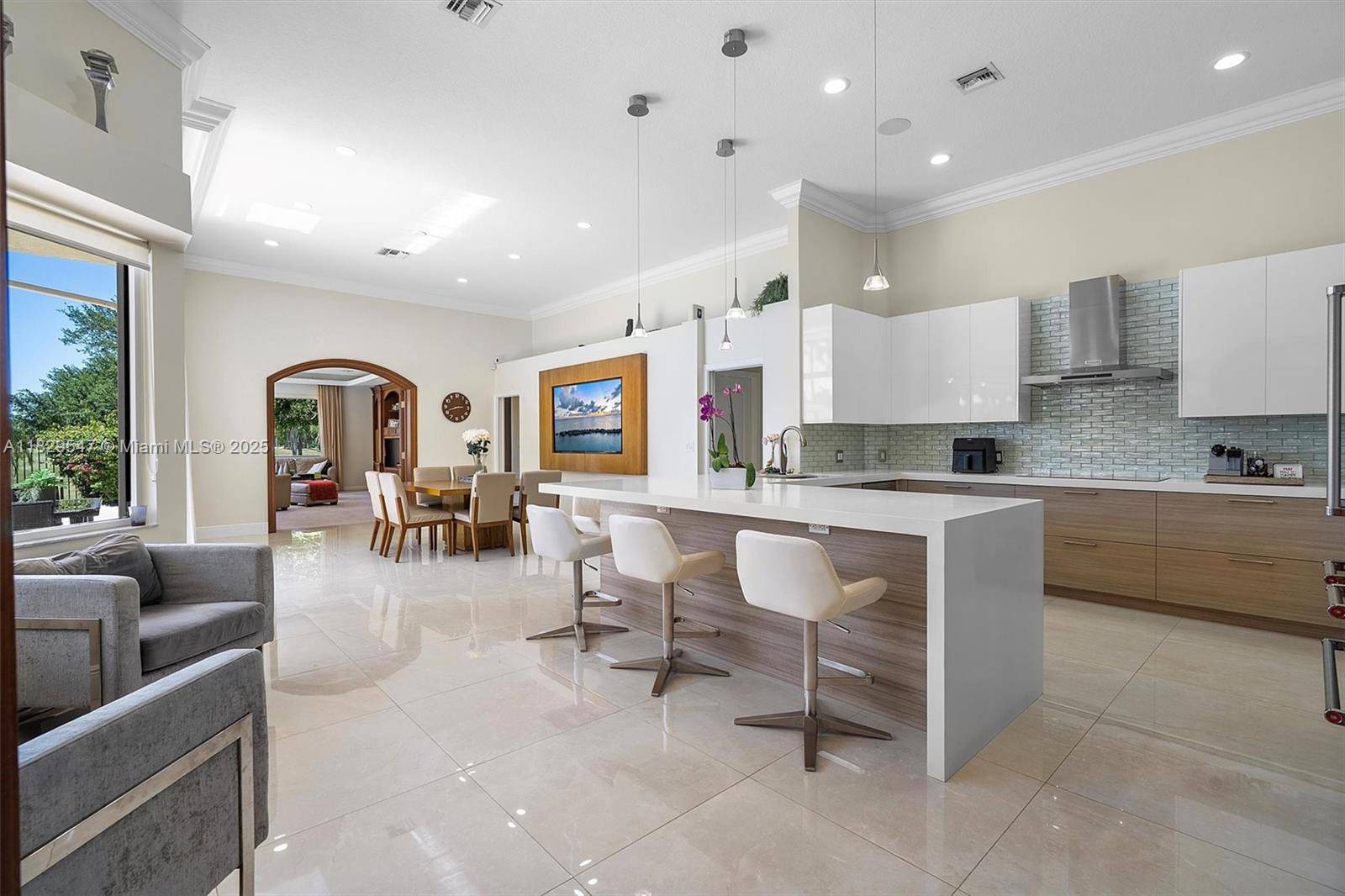 Weston, FL 33327,2541 Golf View Dr