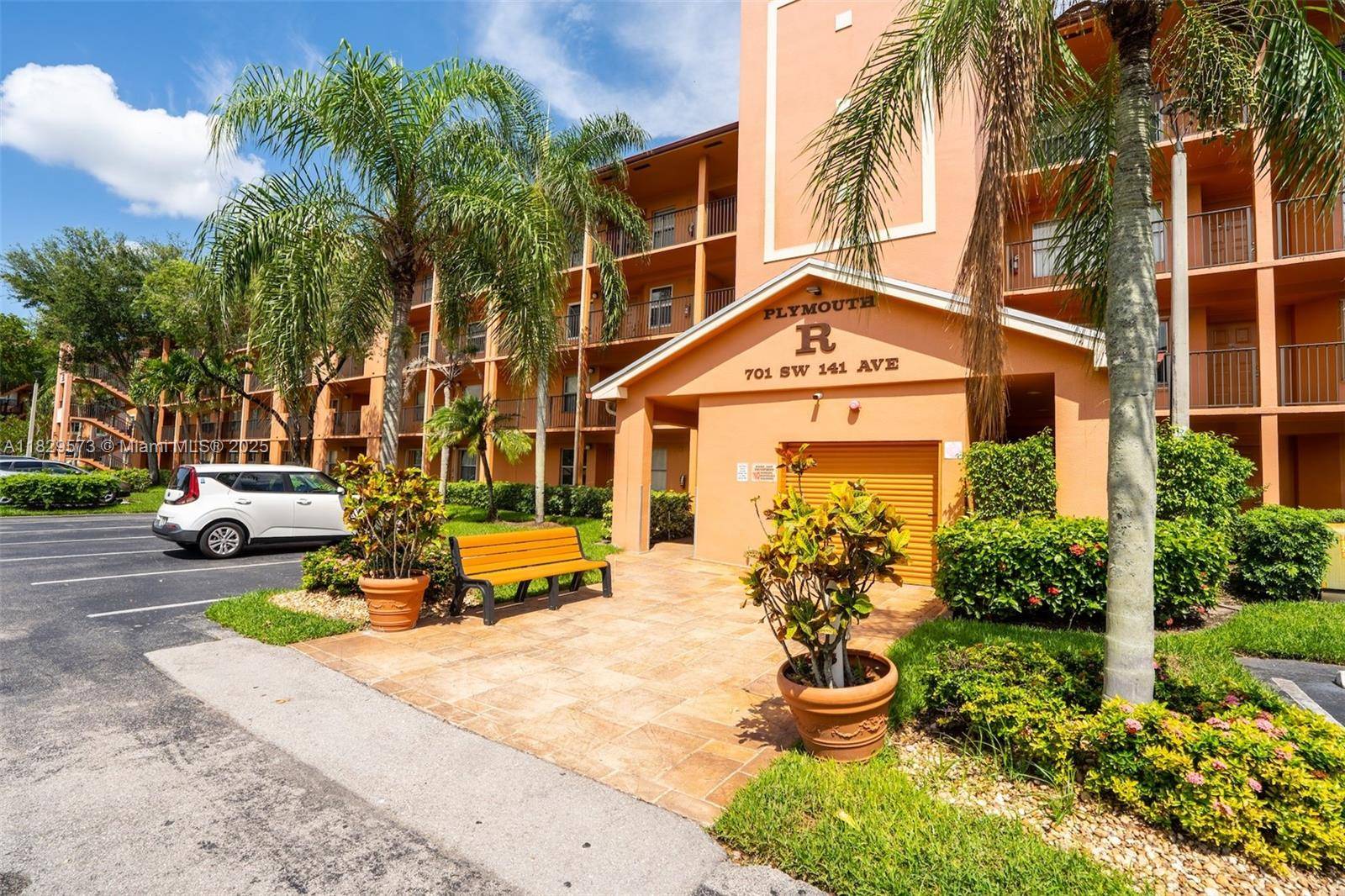 Pembroke Pines, FL 33027,701 SW 141st Ave #406R