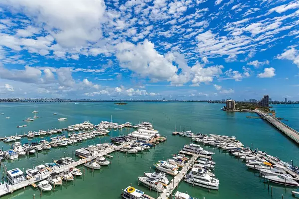 Miami, FL 33132,555 NE 15th St #15B