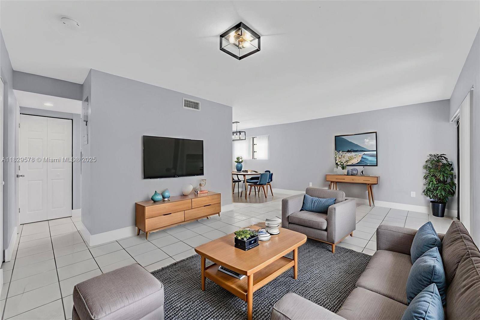 Palmetto Bay, FL 33157,15825 SW 90th Ct #1B