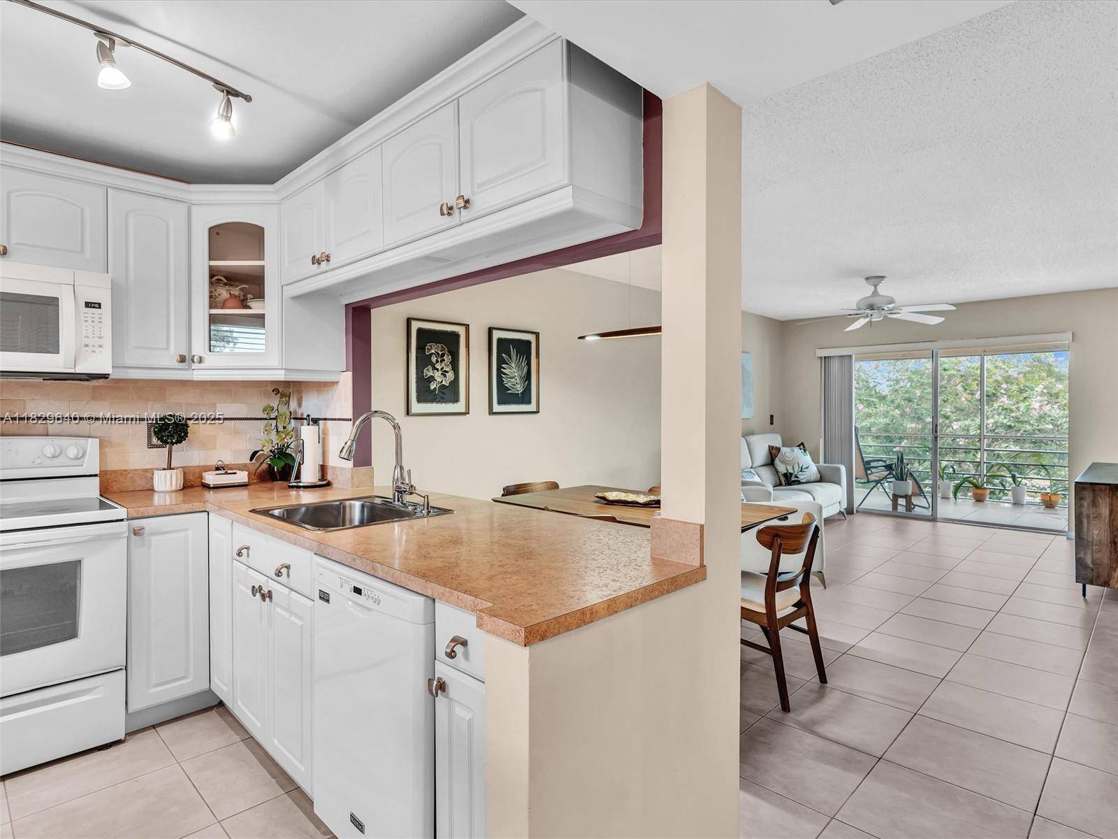 Margate, FL 33063,3210 Holiday Springs Blvd #2-302