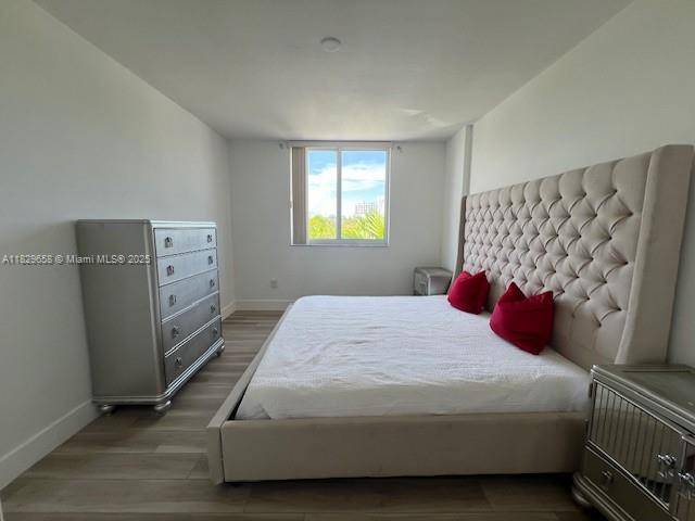 Aventura, FL 33180,2775 NE 187th St #202