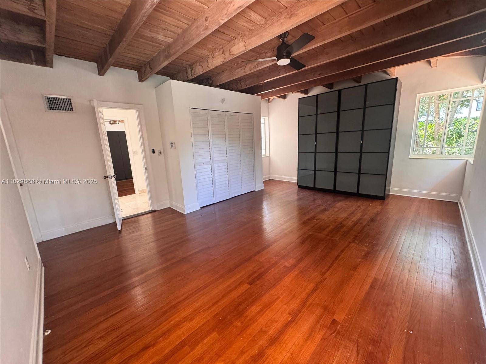 South Miami, FL 33143,5930 SW 80th St #5930
