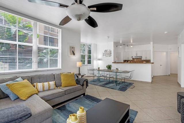 Aventura, FL 33180,19877 E Country Club Dr #3107