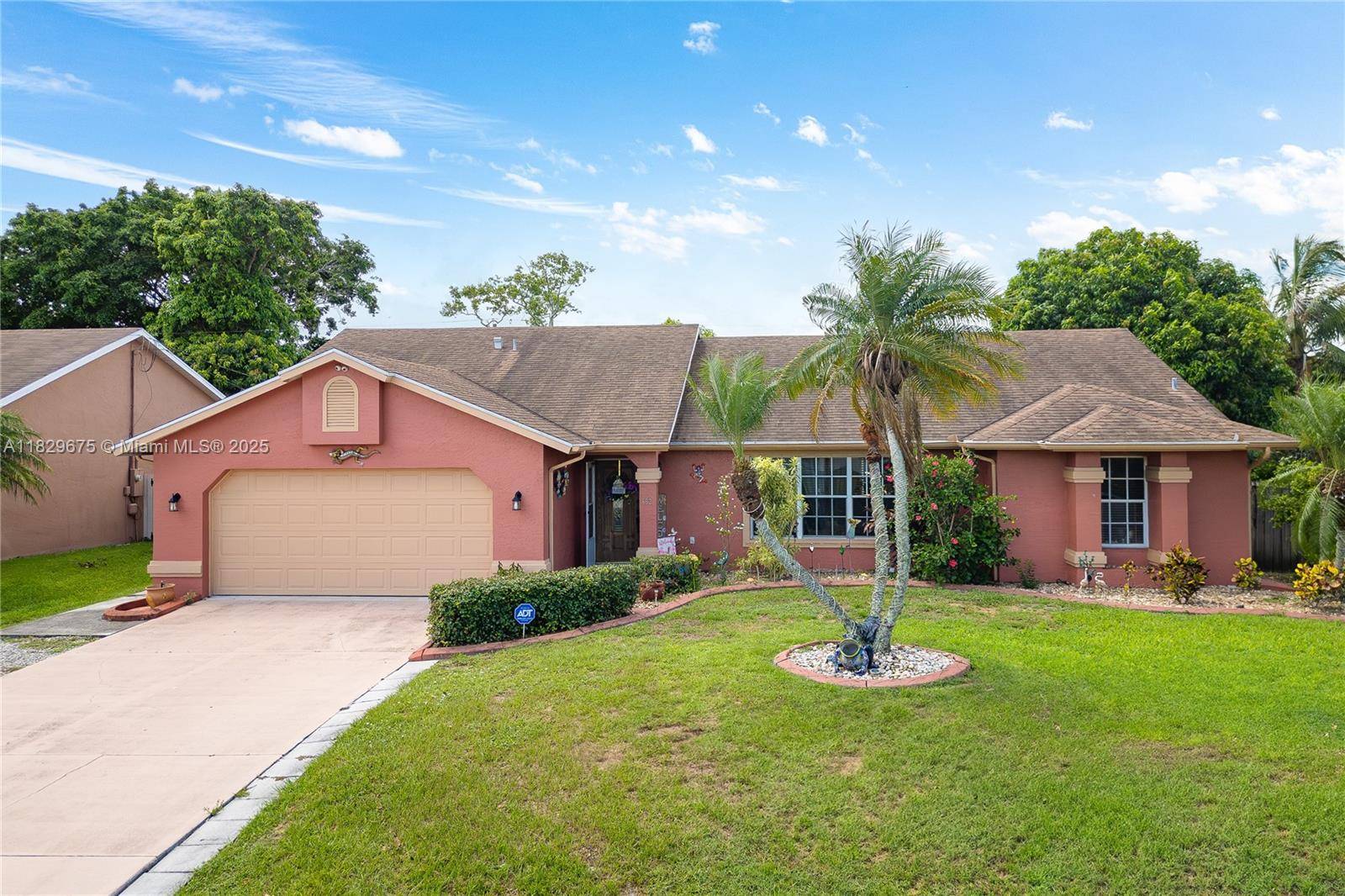652 SW Prado Ave, Port St Lucie, FL 34983