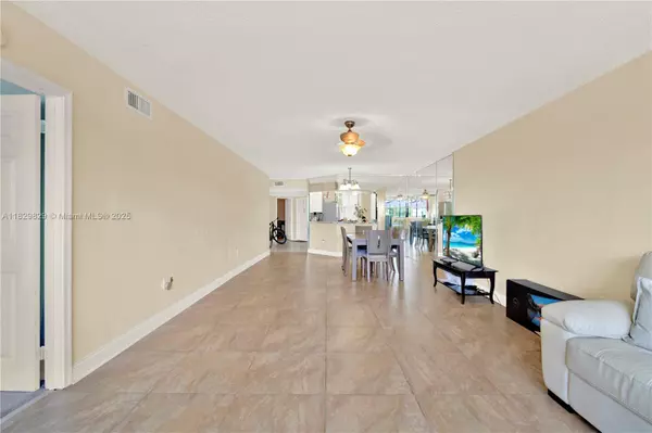 Sunrise, FL 33322,10217 NW 24th Pl #310