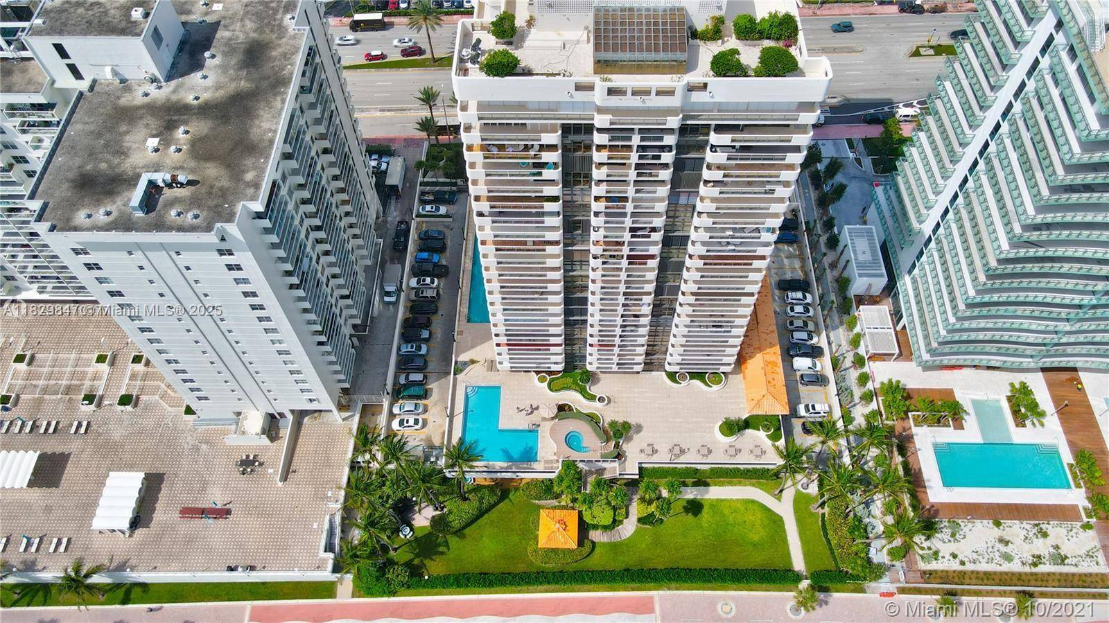 Miami Beach, FL 33140,5757 Collins Ave #1003