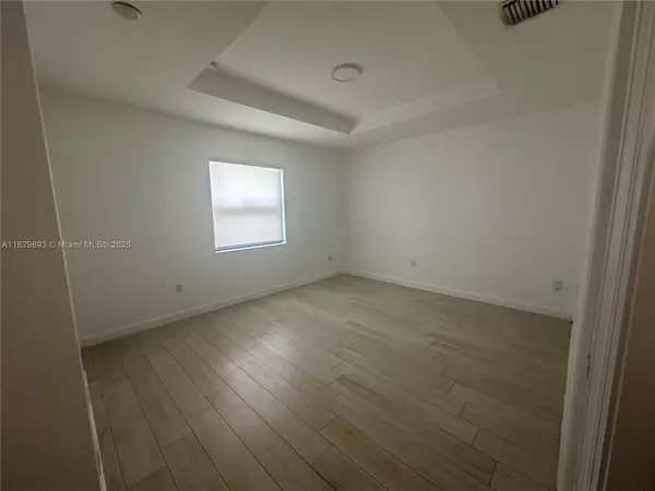 Miami, FL 33196,15170 SW 119th Way #15170