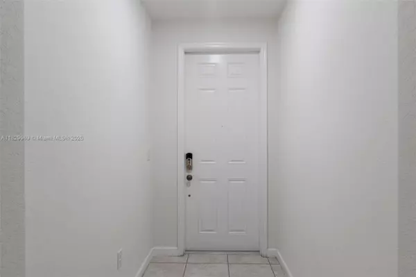 Miami, FL 33185,4244 SW 166th Ct