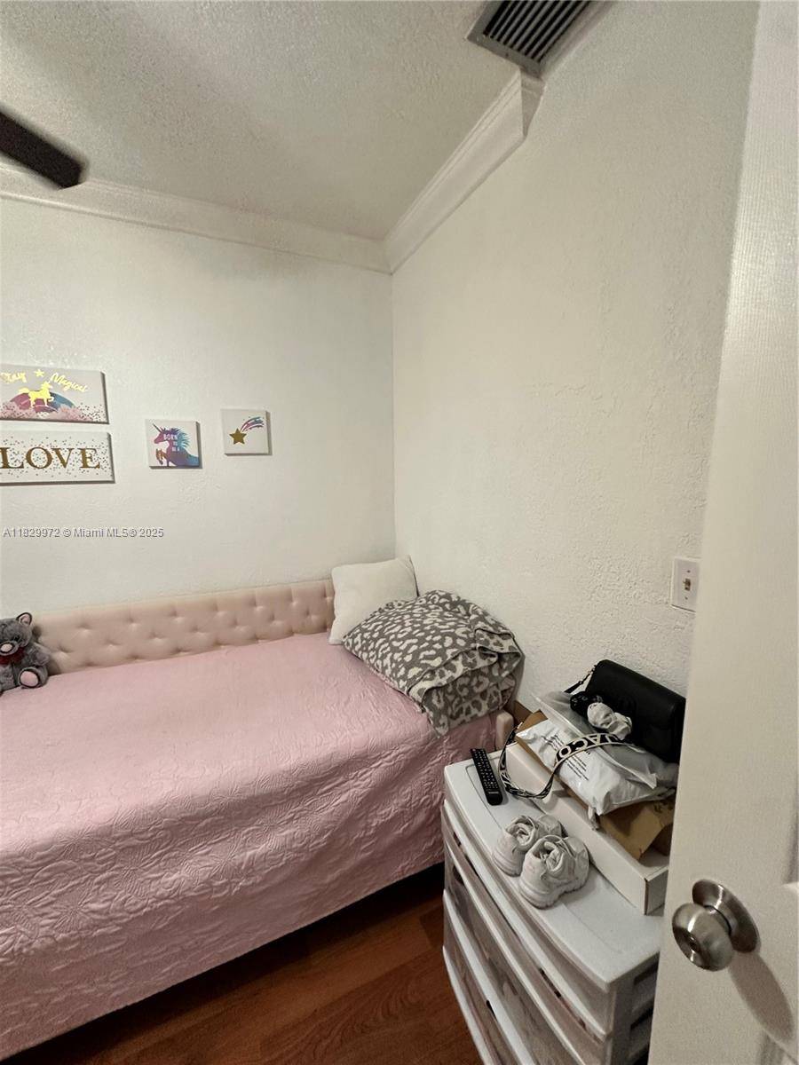 Hialeah, FL 33013,5010 E 1st Ave #5010