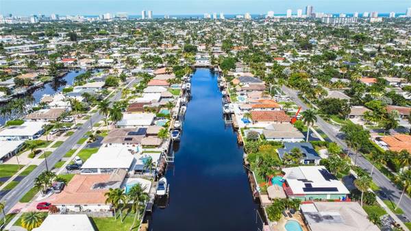 321 SE 4th St, Pompano Beach, FL 33060
