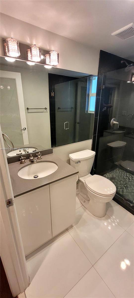 Miami Beach, FL 33141,7333 Dickens Ave #2