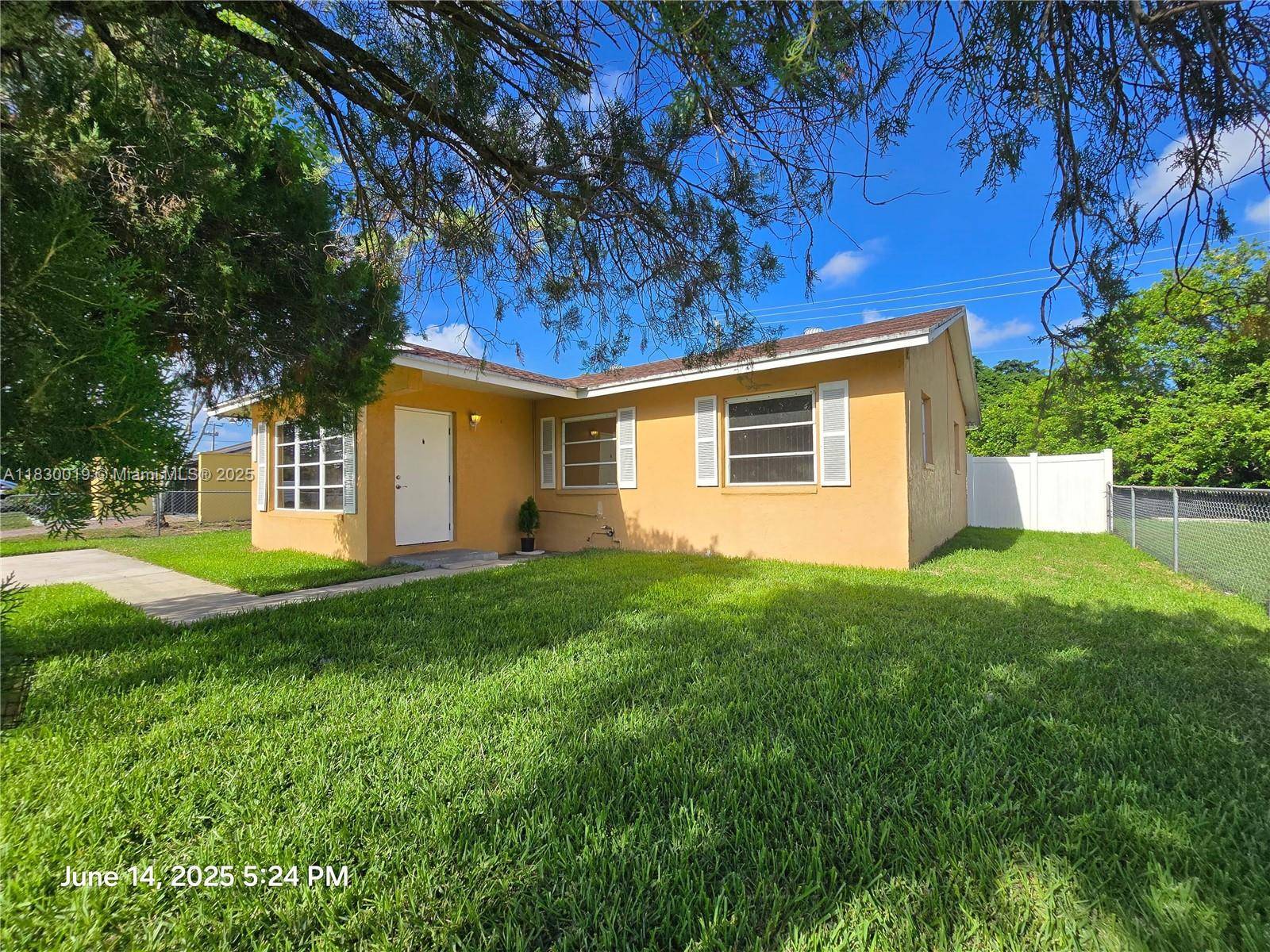 Green Acres, FL 33463,3530 S 55th Ave