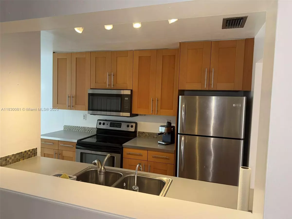 Plantation, FL 33324,8247 NW 8th Pl #5