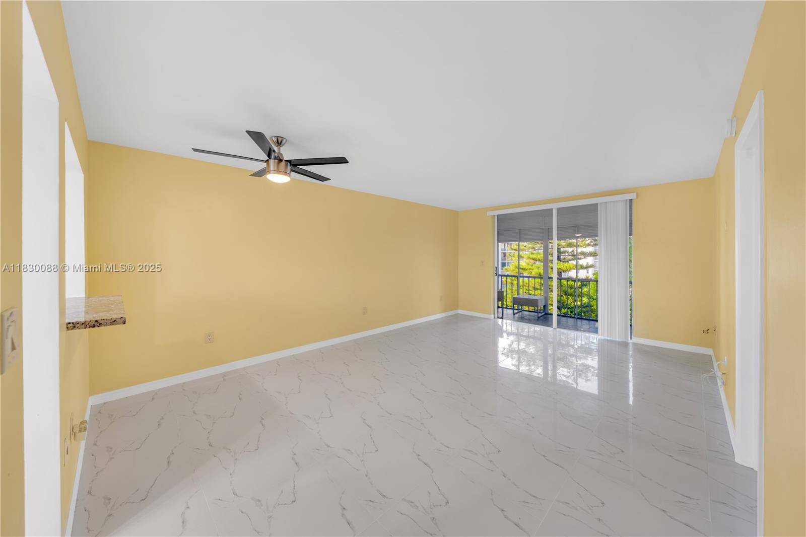 2905 NE Point East Dr #L408, Aventura, FL 33160