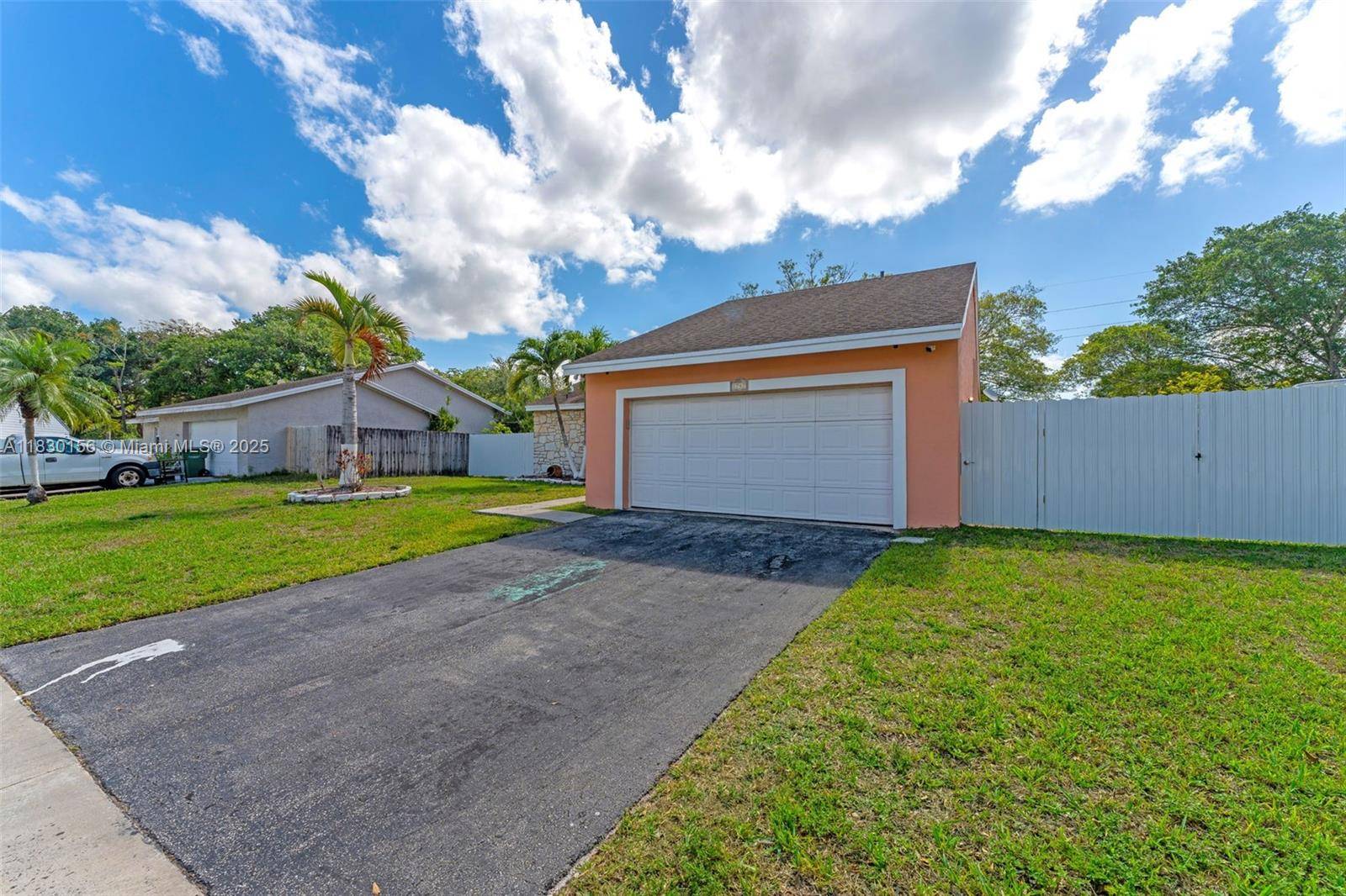 Homestead, FL 33035,1747 N Goldeneye Ln