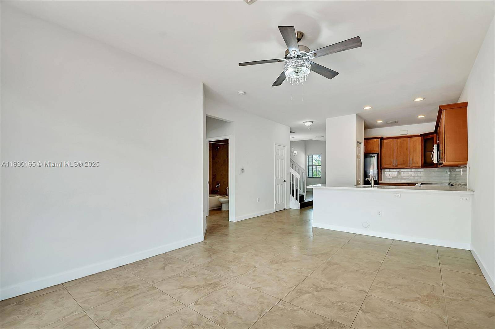 Doral, FL 33178,5840 NW 104th Path #5840