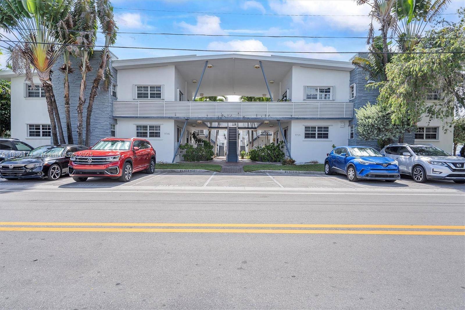 Bay Harbor Islands, FL 33154,9745 Bay Harbor Ter #6
