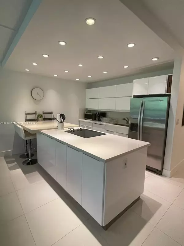 Key Biscayne, FL 33149,101 Crandon Blvd #379