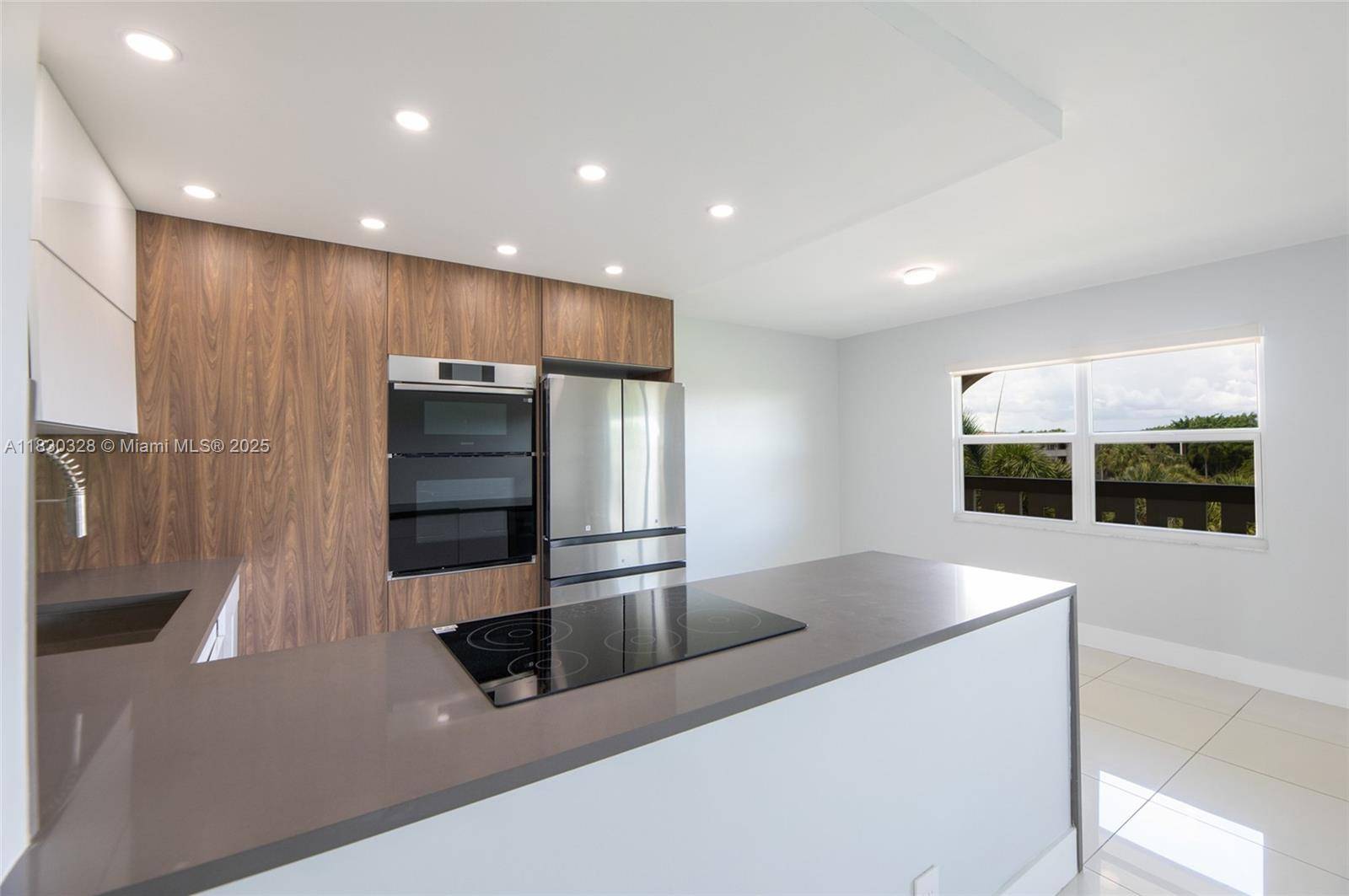 Coconut Creek, FL 33066,1902 Bermuda Cir #J4