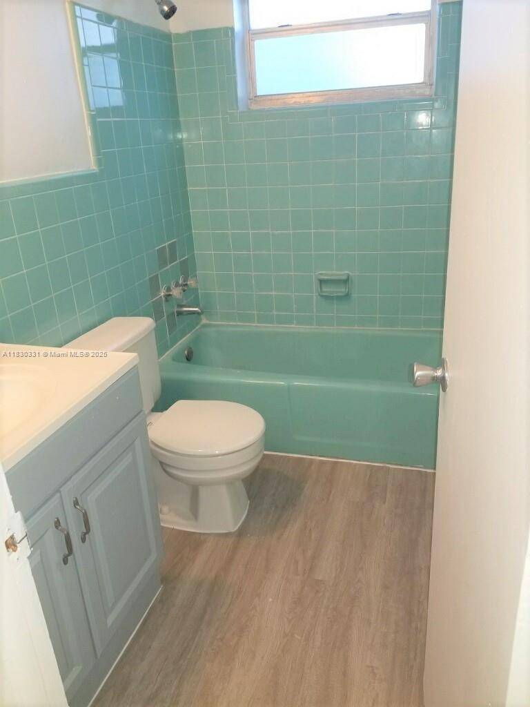 Miami, FL 33125,720 NW 27th Ct #1