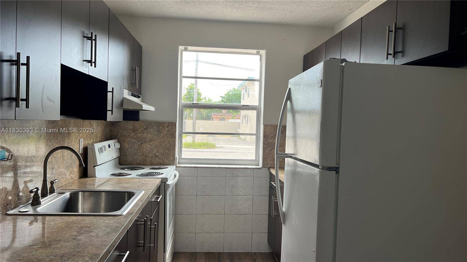 Miami, FL 33125,1607 NW 16th Ave #1