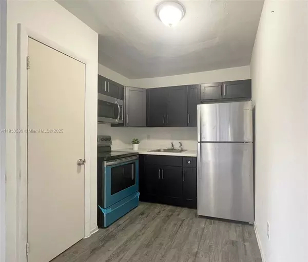 Miami, FL 33136,1177 NW 8th St Rd #5