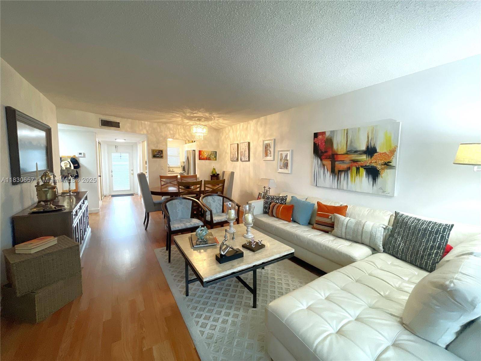 Sunrise, FL 33322,8951 Sunrise Lakes Blvd #310