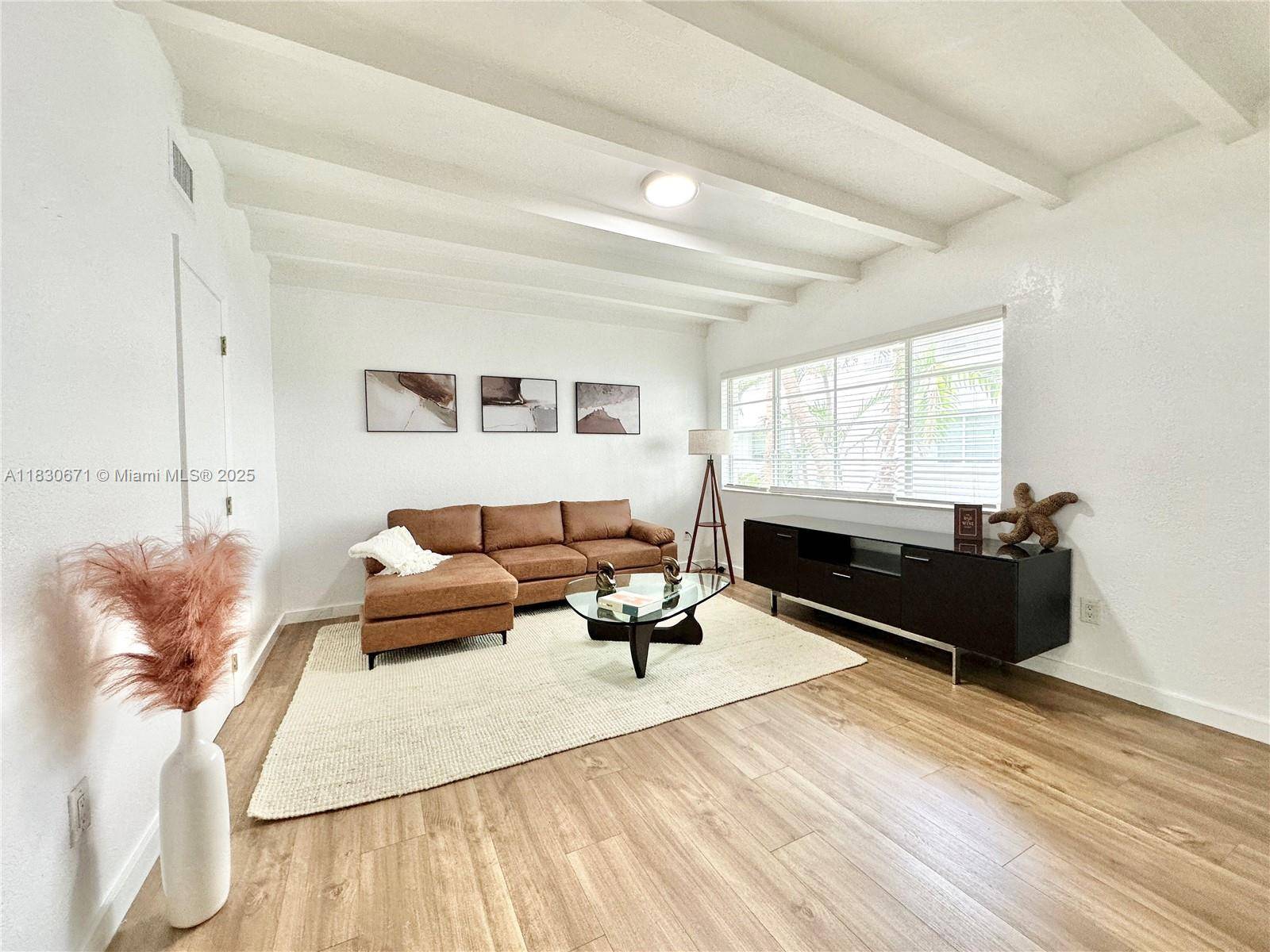 3915 N Meridian Avenue #204, Miami Beach, FL 33140