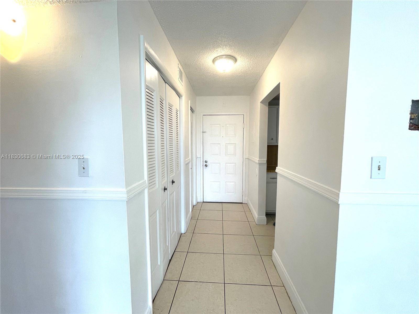 Hialeah, FL 33015,6940 Miami Gardens Dr #1-329