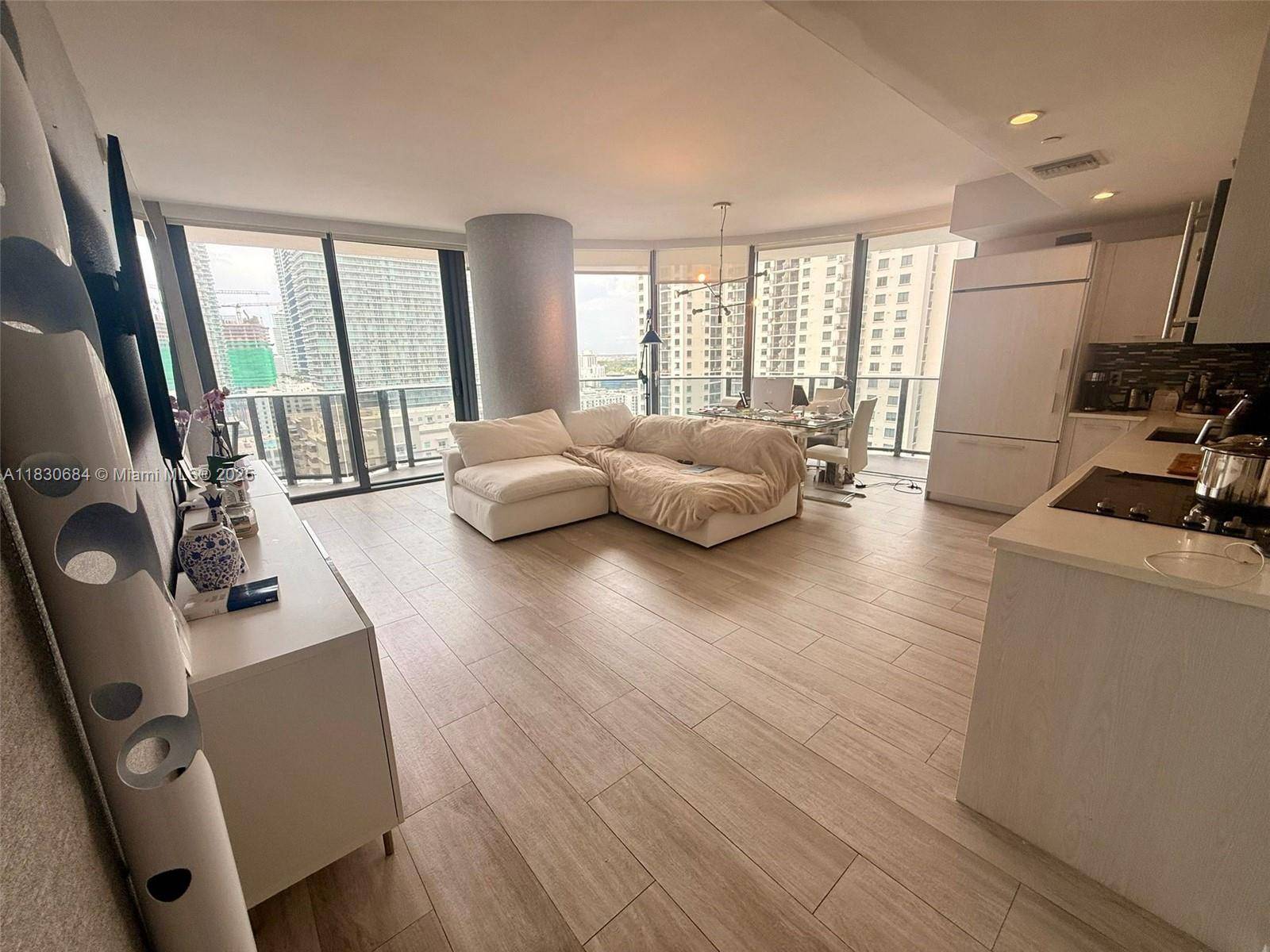 Miami, FL 33130,45 SW 9th St #1906