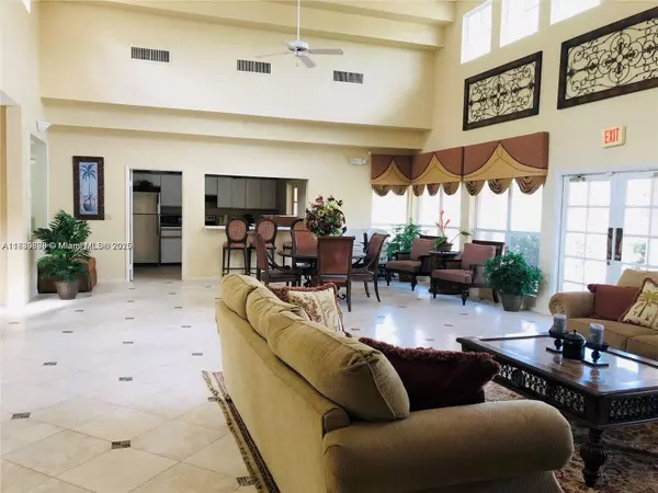 Coral Springs, FL 33076,9701 Westview Dr #1437