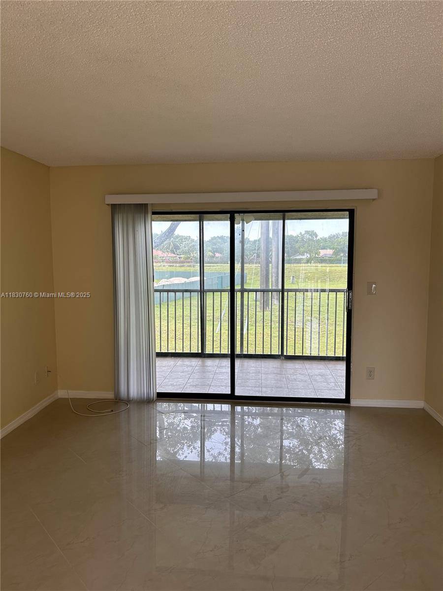 North Lauderdale, FL 33068,7941 Southgate Blvd #A7
