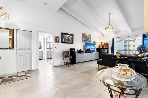 Cutler Bay, FL 33189,21133 SW 85th Ave #404