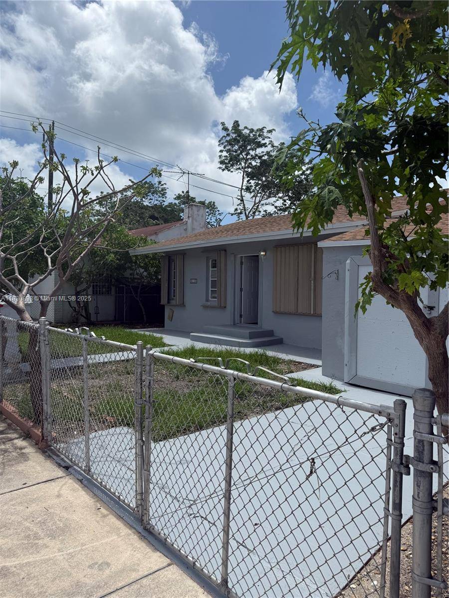 Miami, FL 33145,Address not disclosed