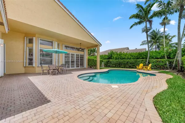 Miramar, FL 33029,19442 SW 39th St