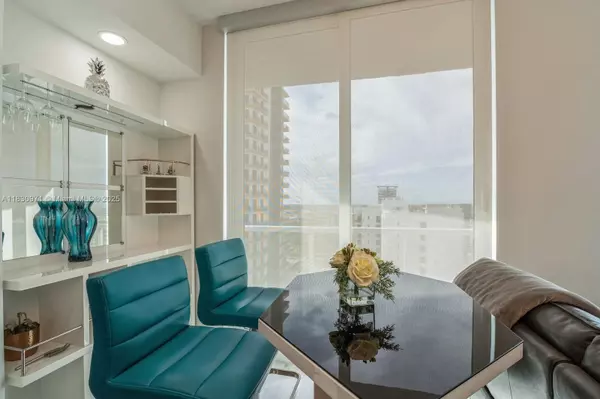 Fort Lauderdale, FL 33301,315 NE 3rd Ave #1602