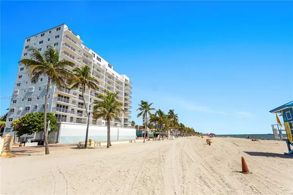 Hollywood, FL 33019,400 N Surf Rd #804