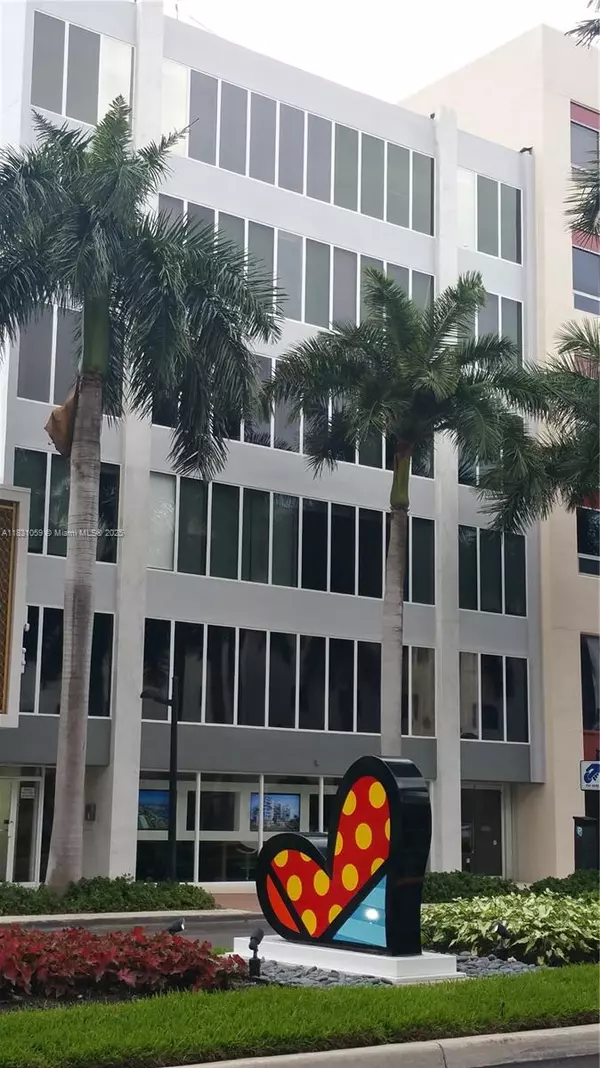 Bay Harbor Islands, FL 33154,1133 Kane Concourse