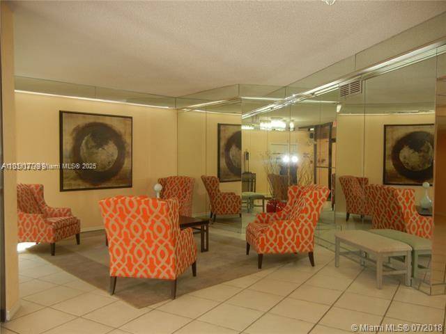 Pembroke Pines, FL 33026,1300 Saint Charles Pl #508