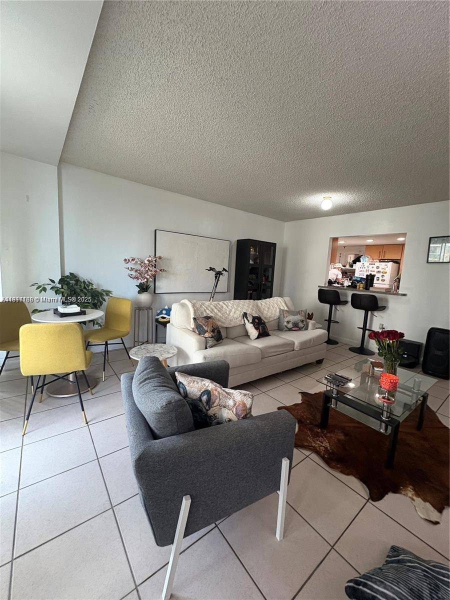 North Bay Village, FL 33141,7545 E Treasure Dr #4K