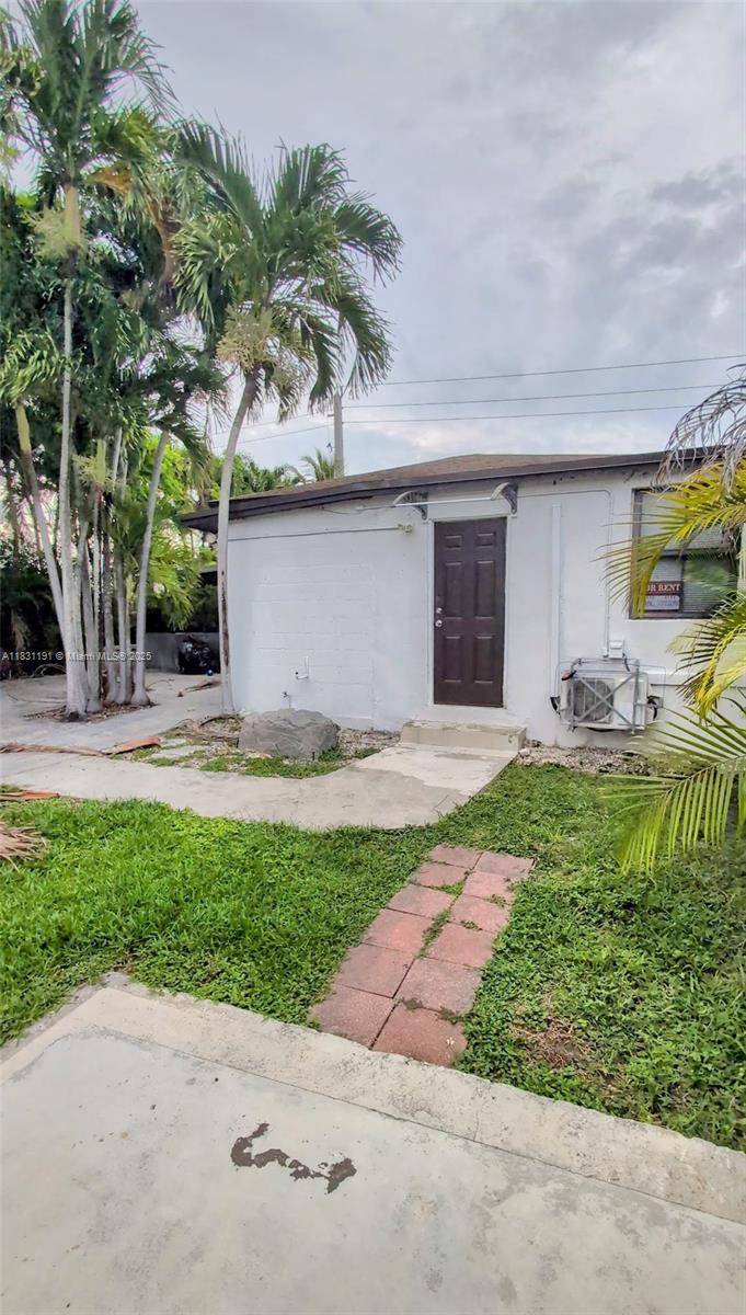 22830 Old Dixie Hwy #1, Miami, FL 33170
