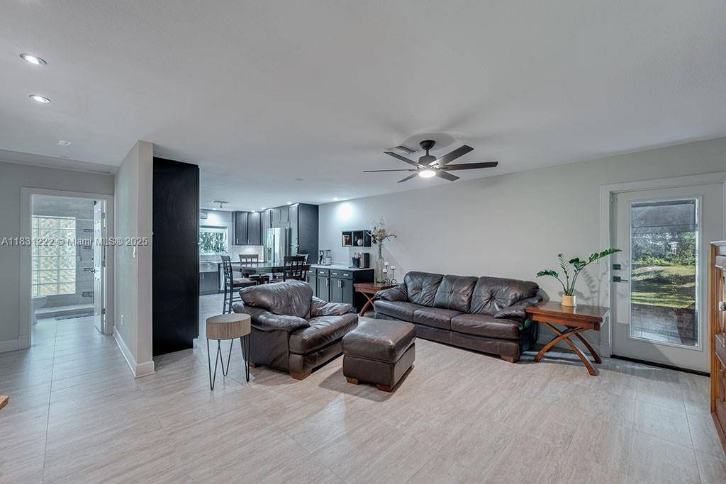 Fort Myers, FL 33905,15621 Wendy Lane