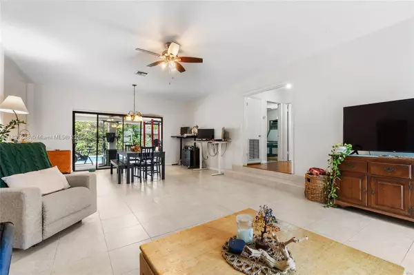 Miami, FL 33156,8225 SW 117th Ter